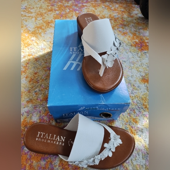 Italian Shoemakers Shoes - White Wedge Sandals Italian Shoemaker 6